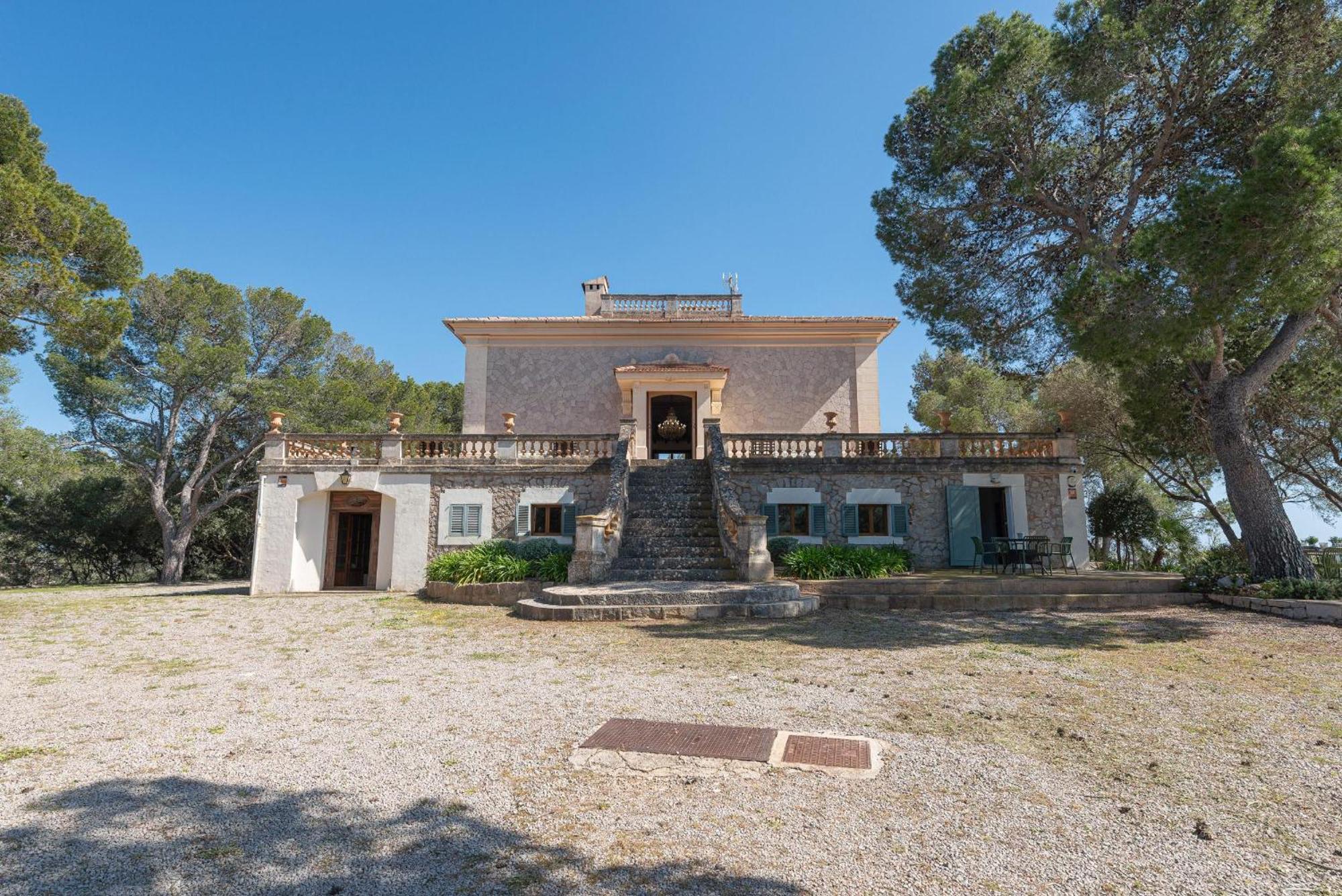Son Muntaner Villa *